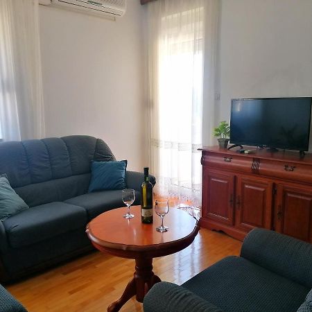 Apartman Park Trebinje Exteriör bild