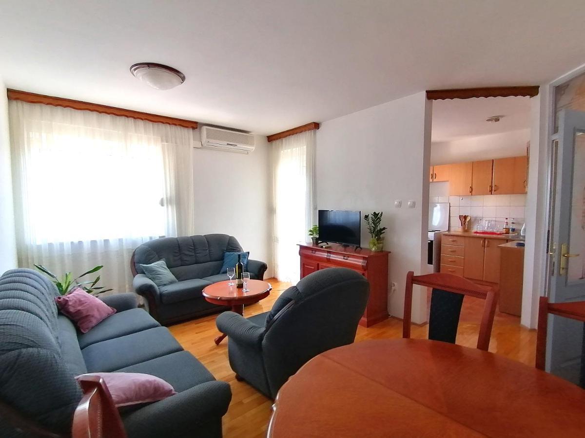Apartman Park Trebinje Exteriör bild