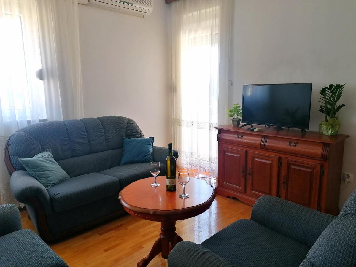 Apartman Park Trebinje Exteriör bild